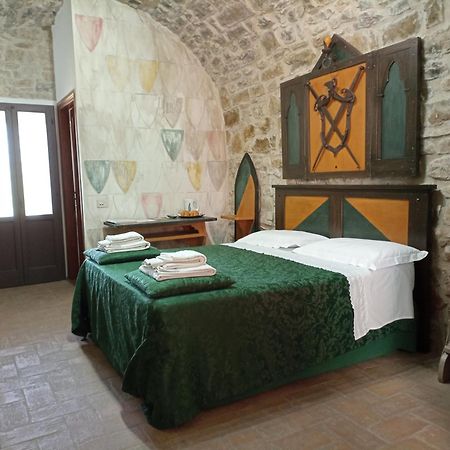 Agriturismo Castello Di Belforte Тоді Екстер'єр фото