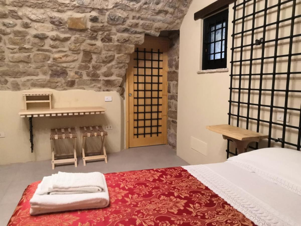 Agriturismo Castello Di Belforte Тоді Екстер'єр фото