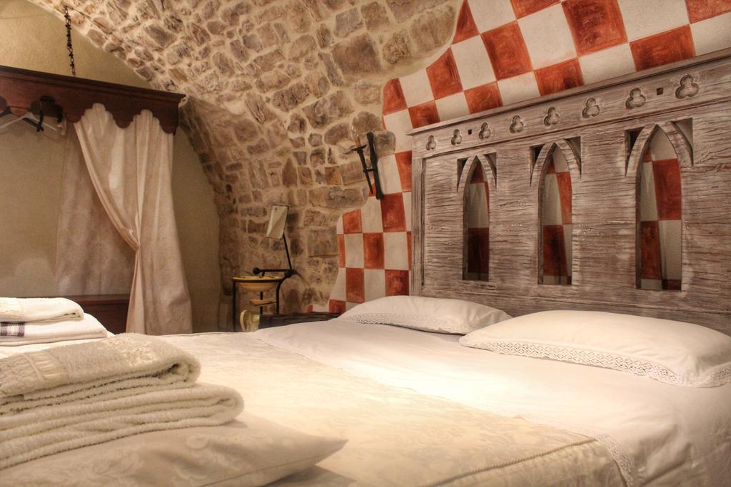 Agriturismo Castello Di Belforte Тоді Екстер'єр фото