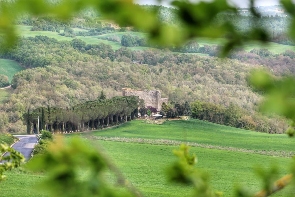Agriturismo Castello Di Belforte Тоді Екстер'єр фото